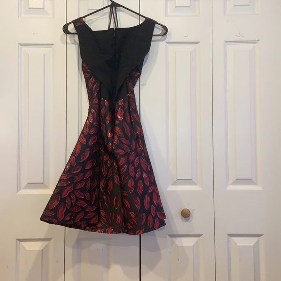 Dress - Picture 2 of 2